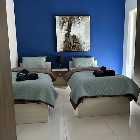 Large Penthouse In Cenrtal Area Apartment Gzira Exterior photo